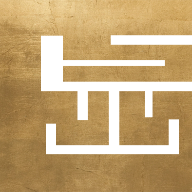 AU original gold logo